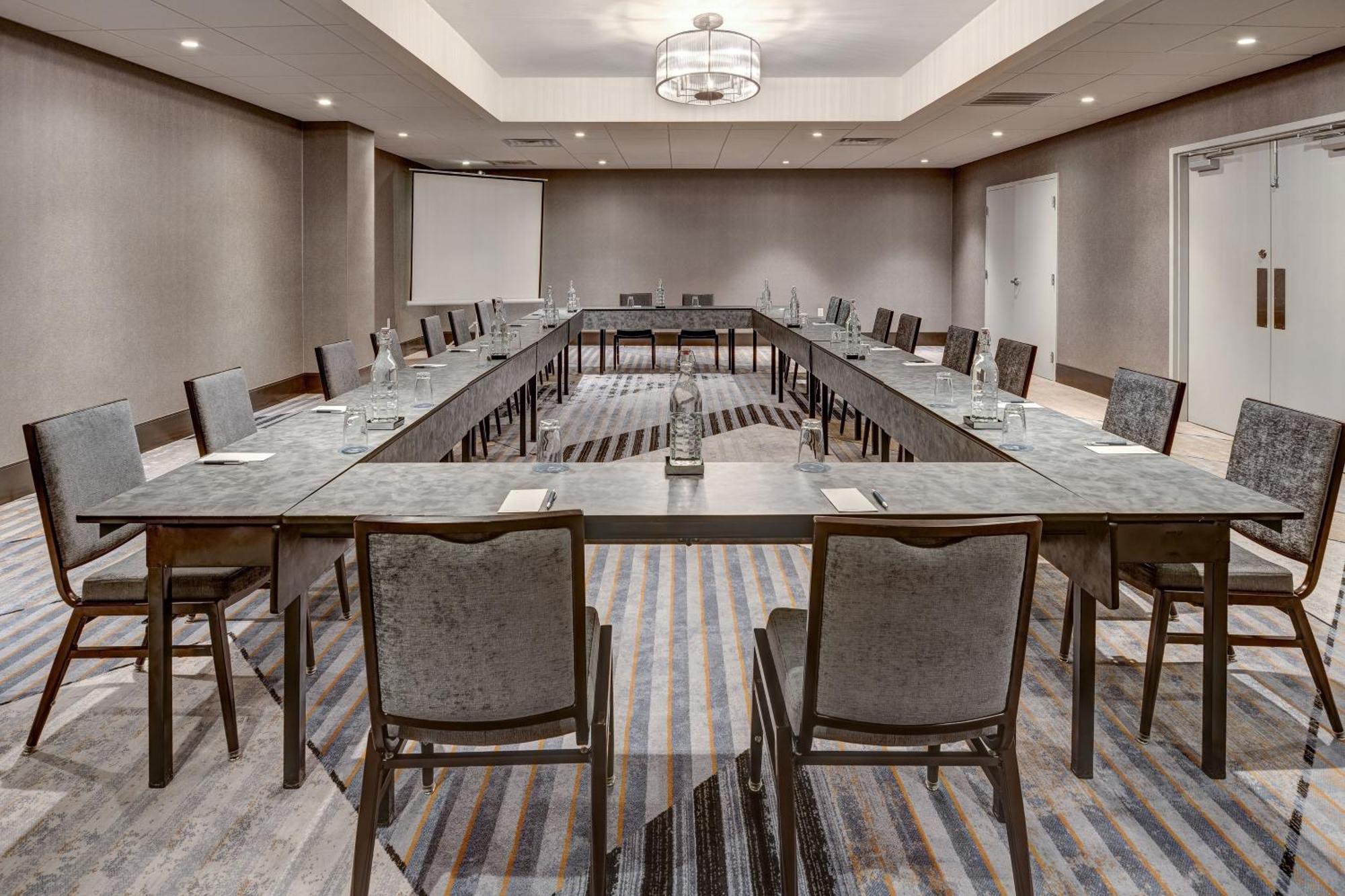 Sheraton Eatontown Hotel מראה חיצוני תמונה