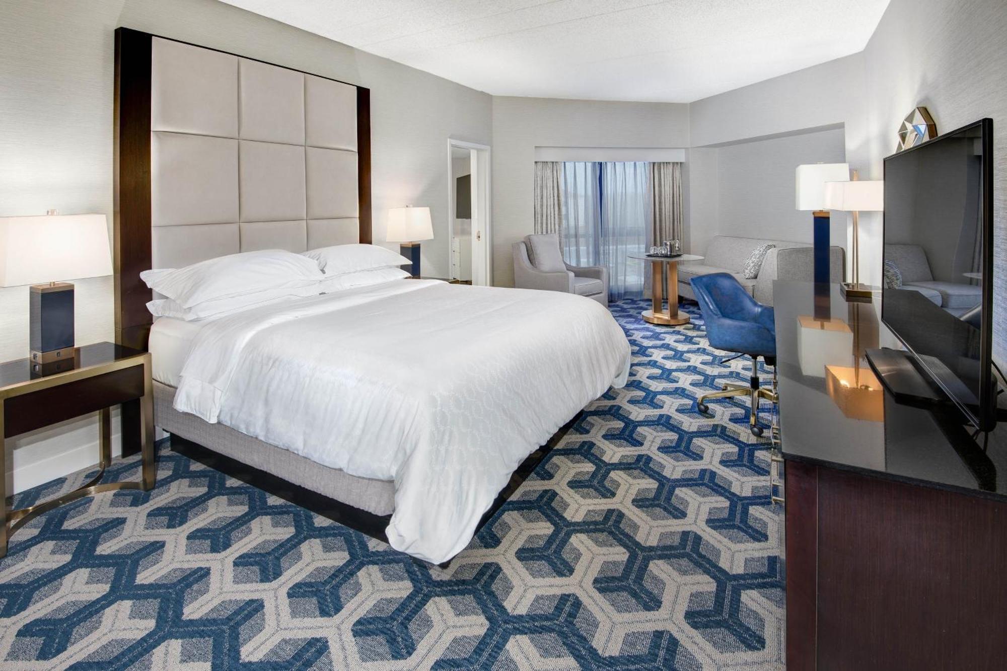 Sheraton Eatontown Hotel מראה חיצוני תמונה
