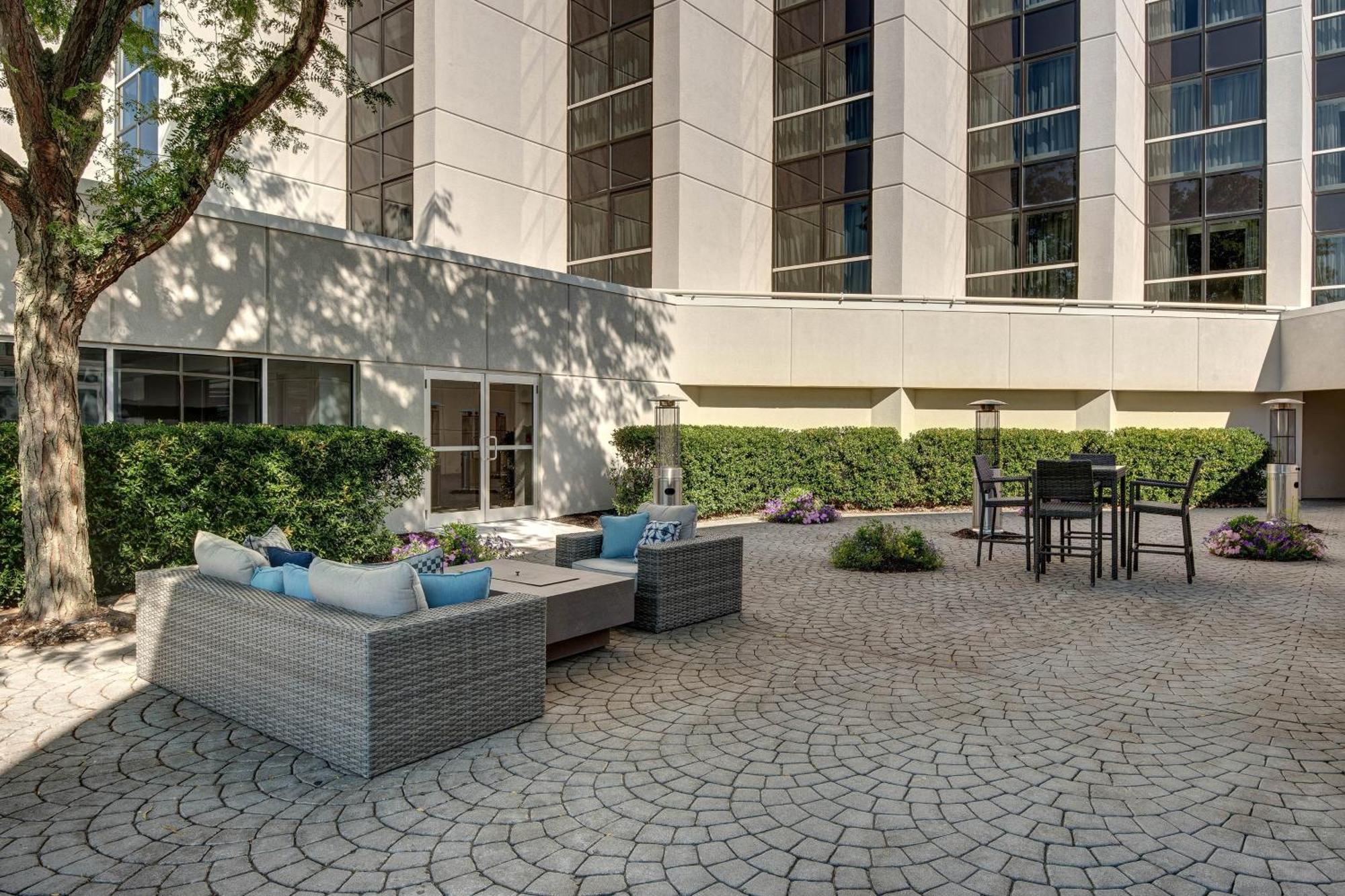 Sheraton Eatontown Hotel מראה חיצוני תמונה